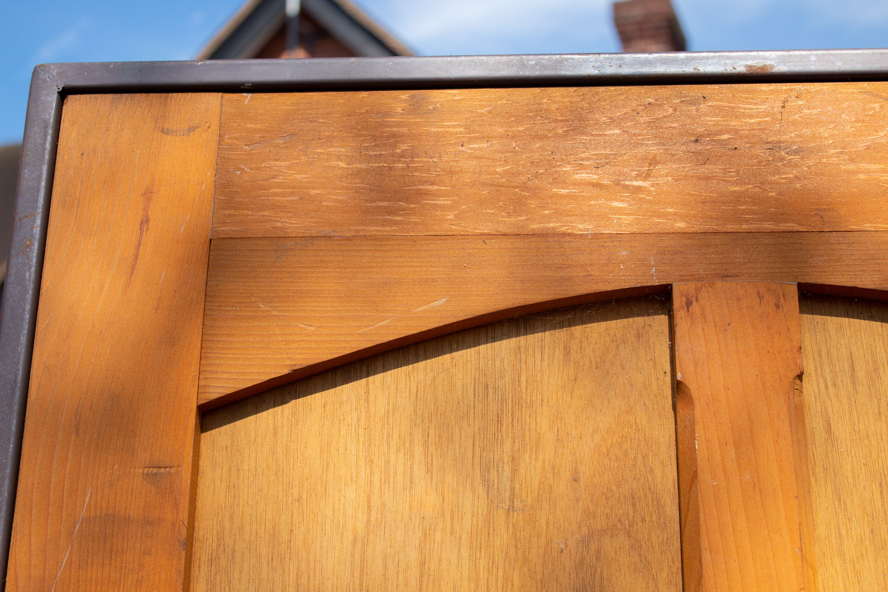 Apex Windsor Tudor which is Basecoat Treated