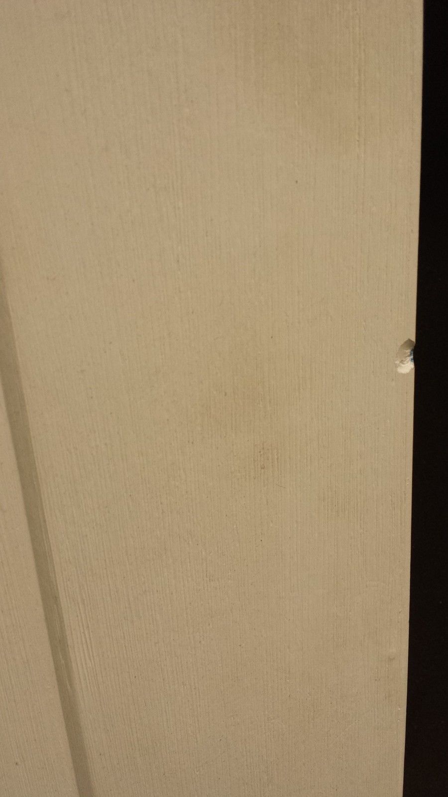 Wessex 3 Crown Avonbrook Vertically Ribbed in White Woodgrain