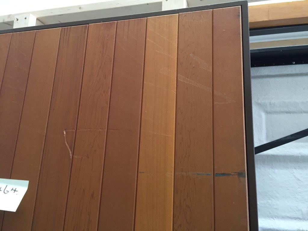 Hormann 2009 Vertically Ribbed in Light Oak