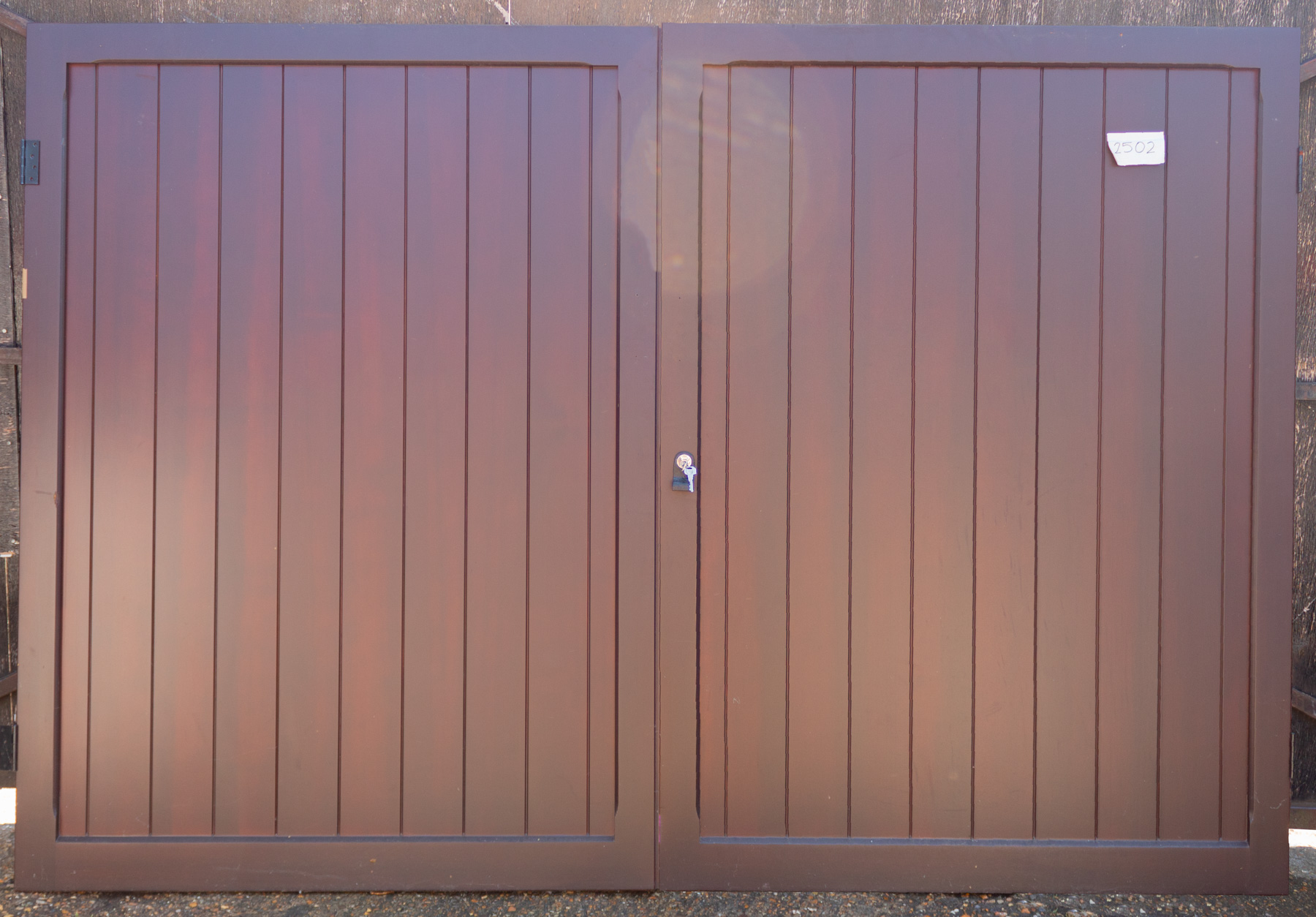 Woodrite Chalfont Vertical with Border in Walnut