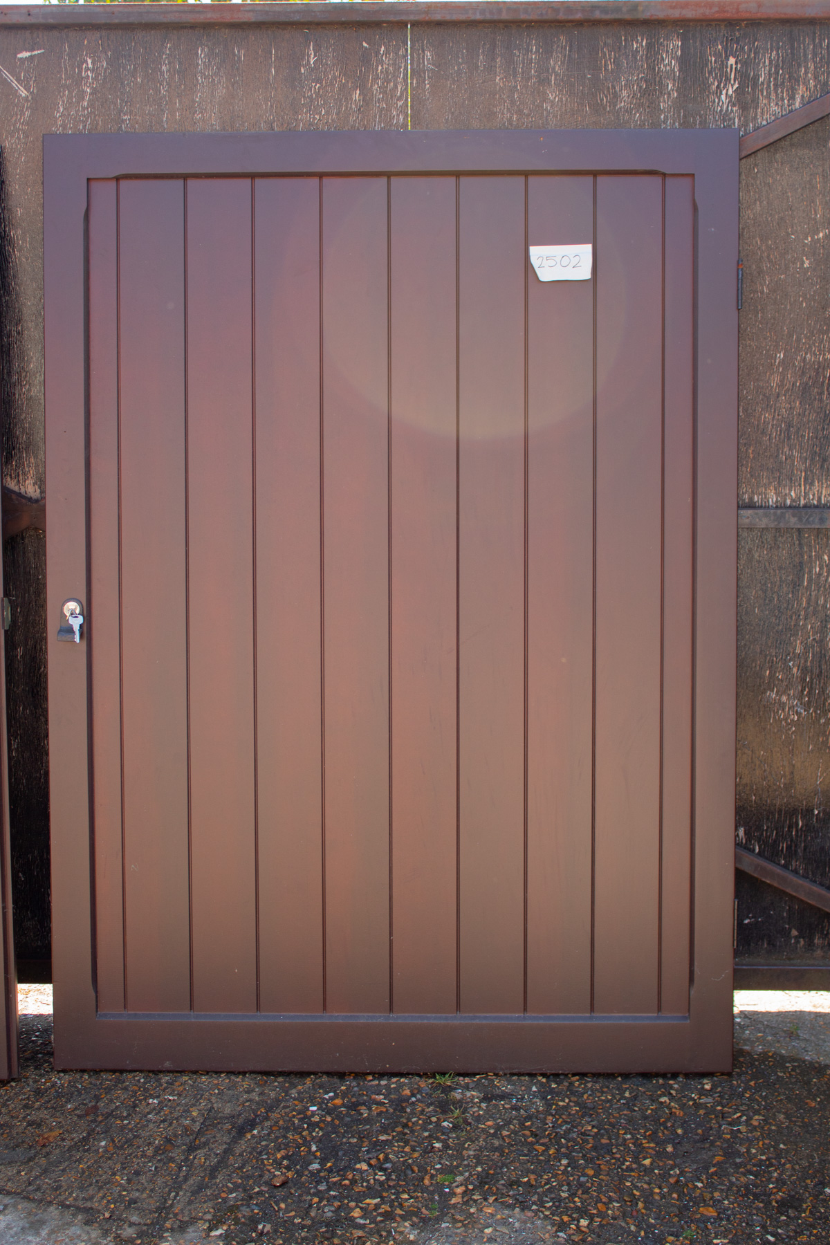 Woodrite Chalfont Vertical with Border in Walnut
