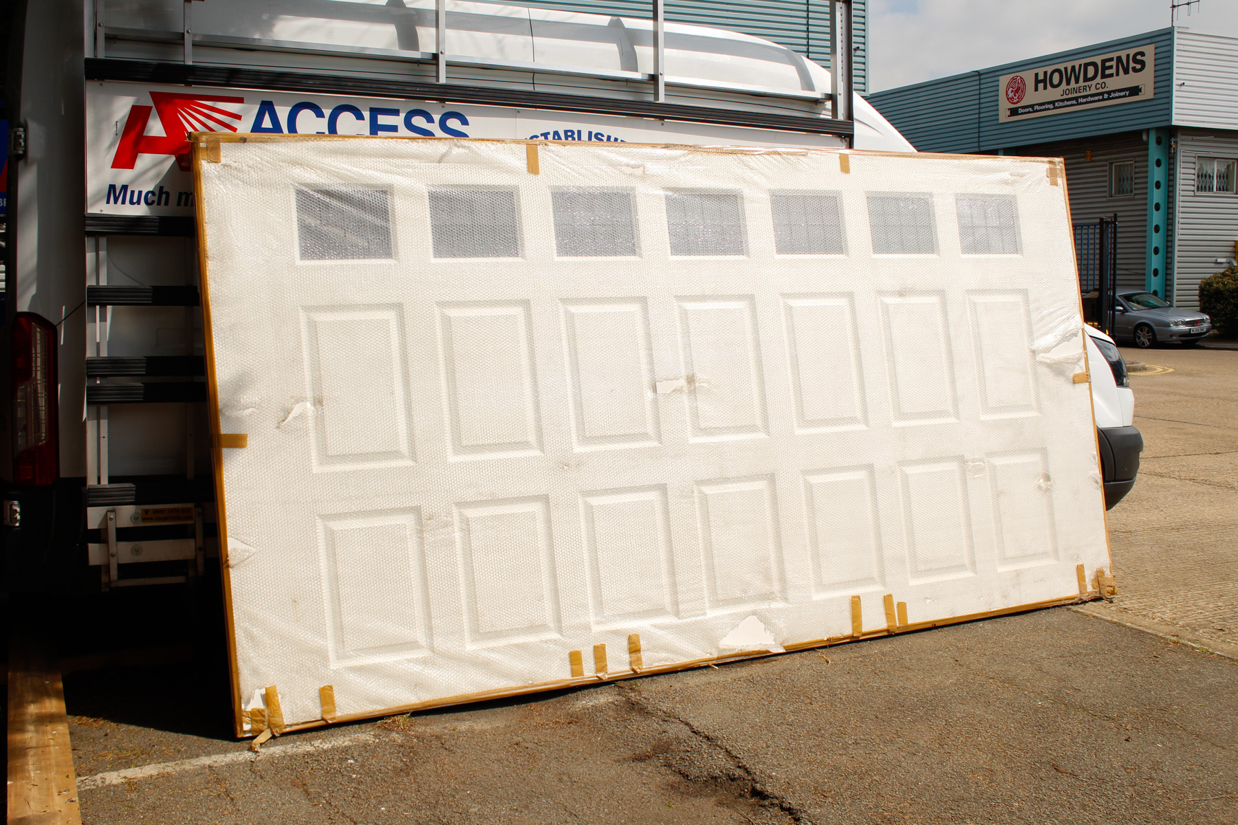 Garador Arden (W) Georgian with Windows in White Gloss