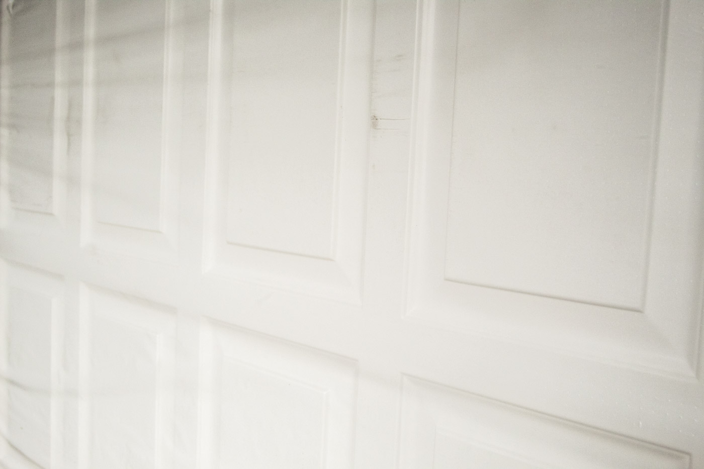 Wessex Georgian Tall 3C Retractable Up and Over Garage Door White