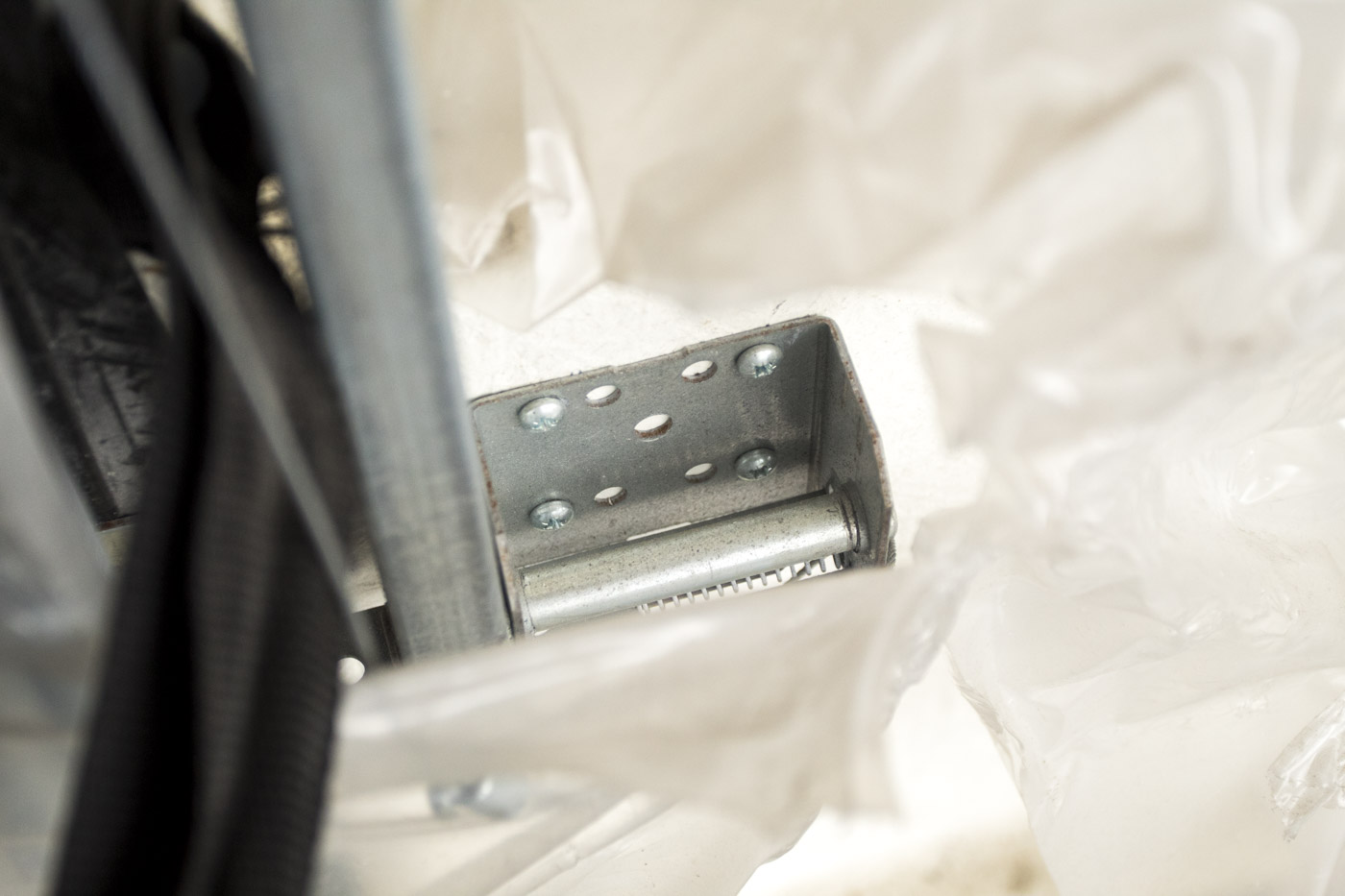 Wessex Georgian Tall 3C Retractable Up and Over Garage Door White