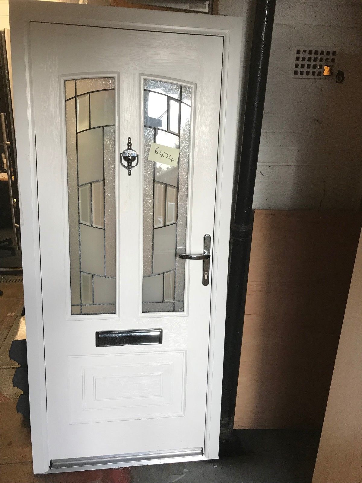 Rock Door Illinois in White