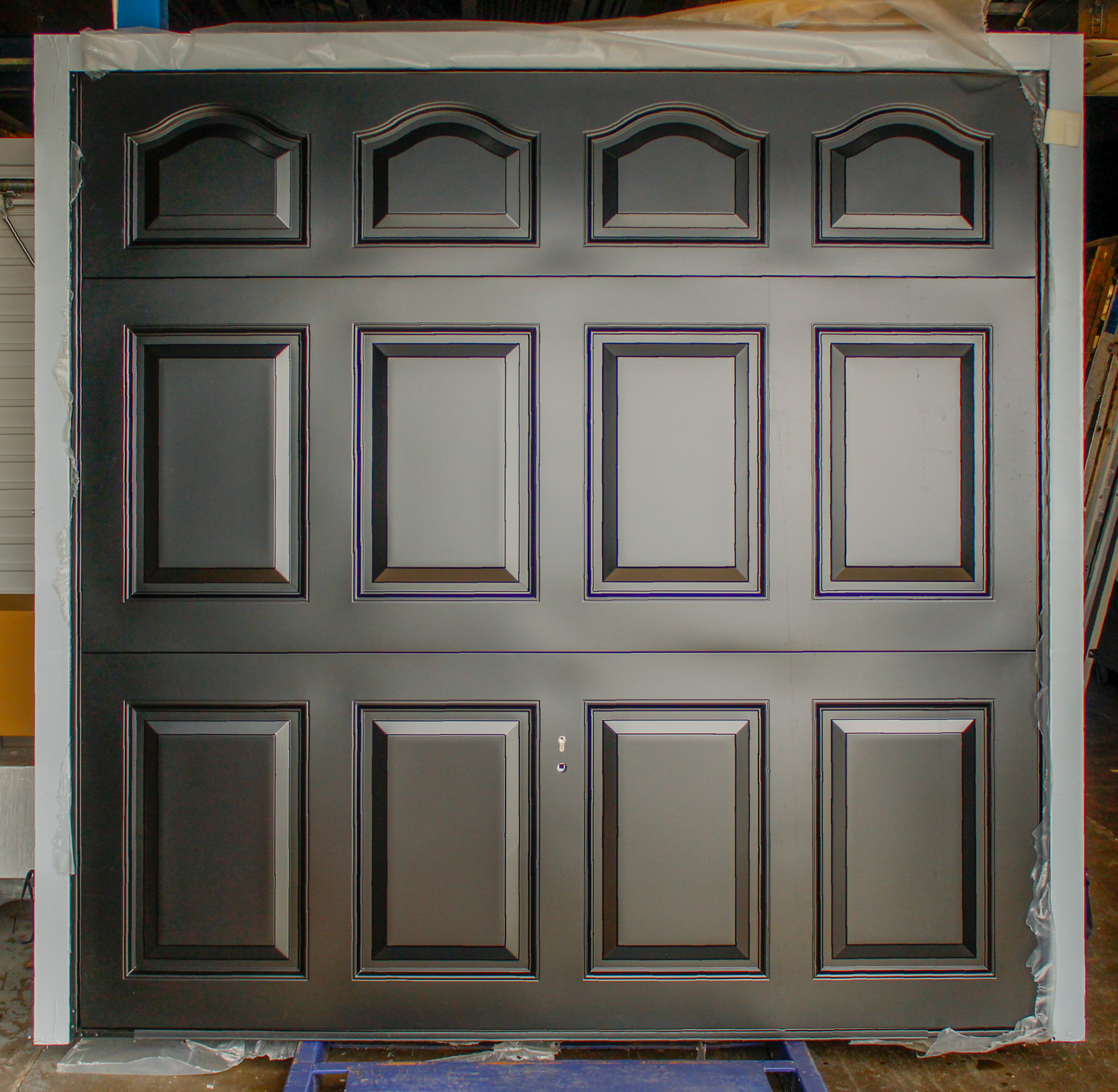 Garador Cathedral Georgian in Black