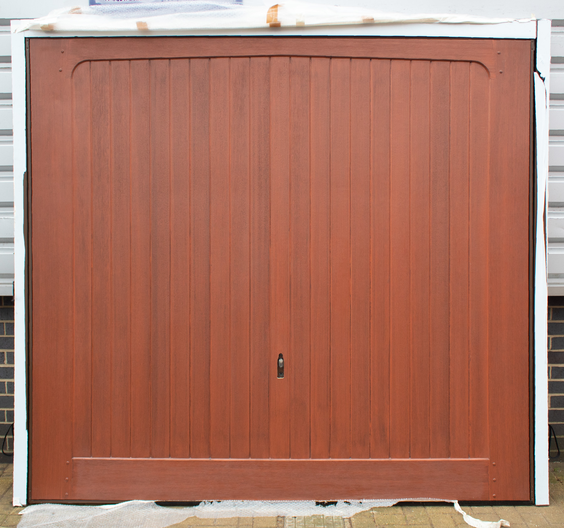 Wessex Avonbrook Vertical with Border in Rosewood