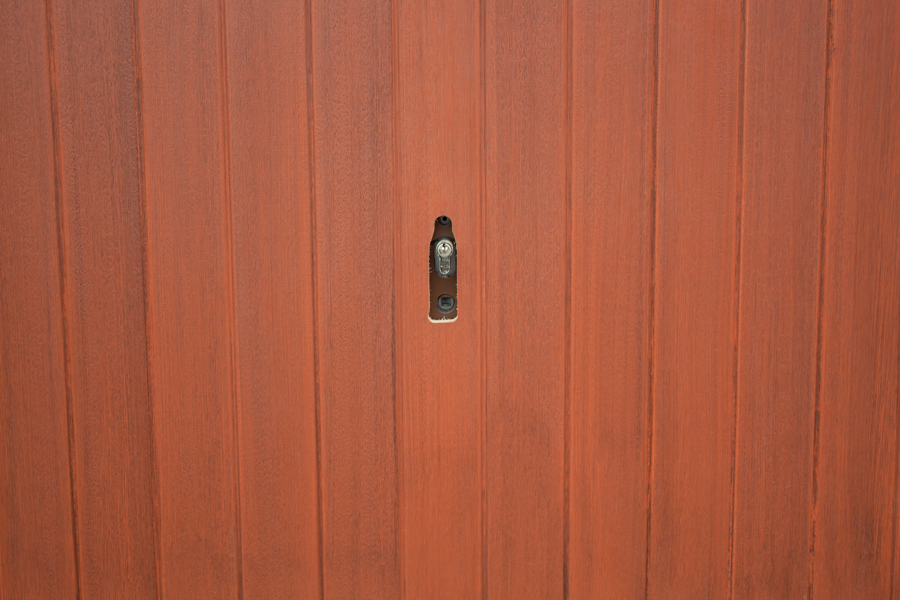 Wessex Avonbrook Vertical with Border in Rosewood