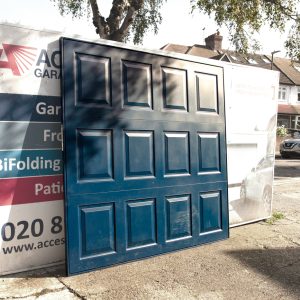Garador Georgian Retractable Garage Door in Blue
