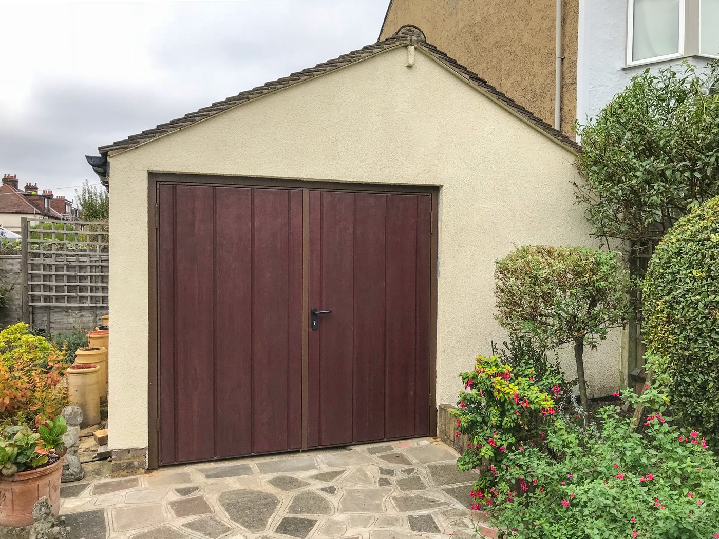 Wessex Rippon 50:50 Side Hinged Door in Rosewood