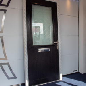Hormann ThermoComp TR1J in Black Woodgrain