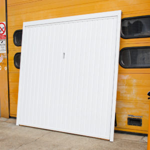 Cardale Gemini Vertically Ribbed in White