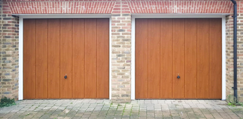 Hormann Vertical, Decograin, Retractable Garage Doors