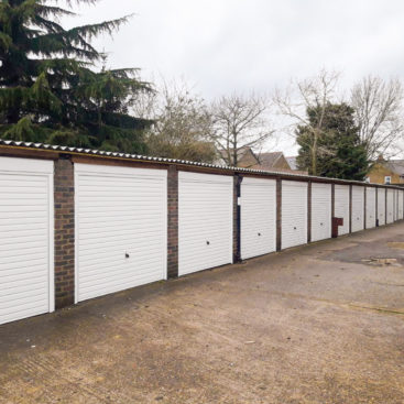 19x Hormann 2002 Canopy Steel Up & Over Horizontal Garage Doors Finished in Traffic White