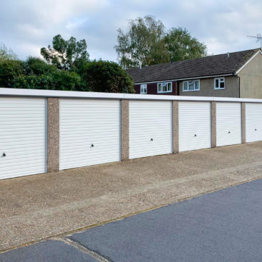 8x Hormann 2002 Steel Up & Over Horizontal Garage Doors Finished in White