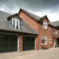 Roller garage door