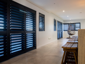 SeceuroStyle Plantation Shutters