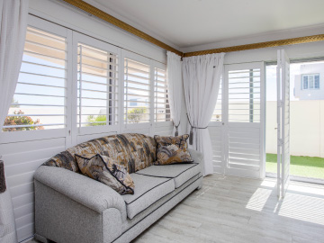 SeceuroStyle Plantation Shutters