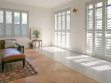 SeceuroStyle Plantation Shutters