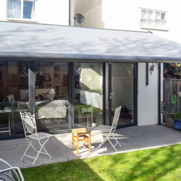 Markilux 990 retractable awning in anthracite grey