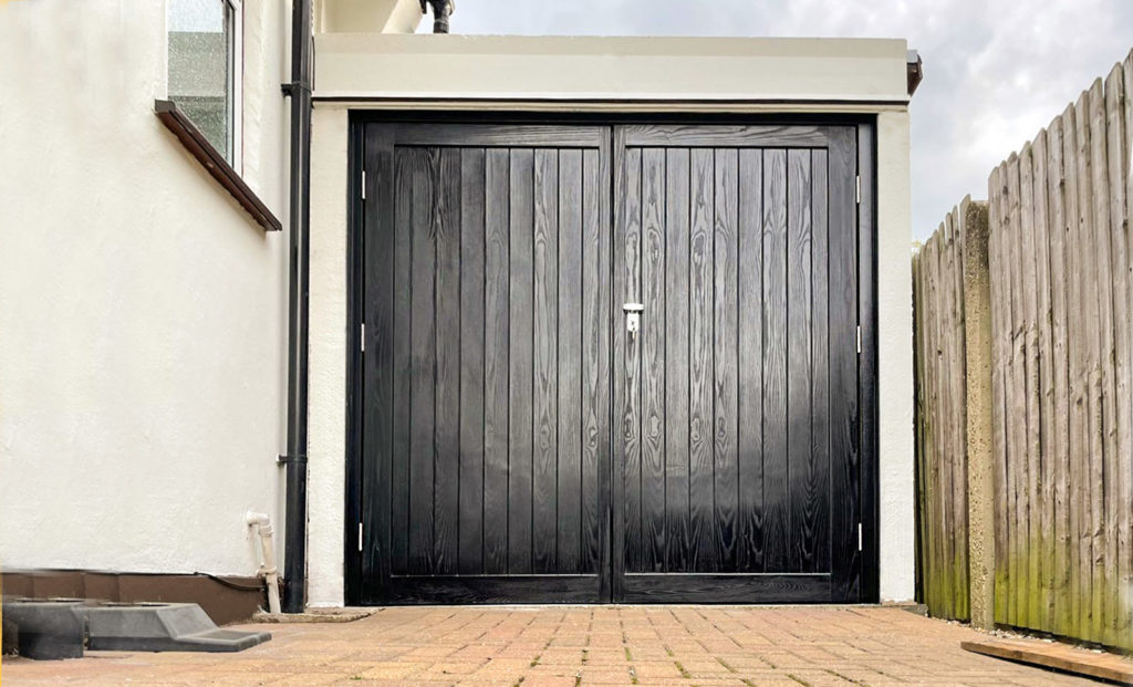 Wessex Frensham, GRP Side Hinged Garage Door in Black Woodgrain