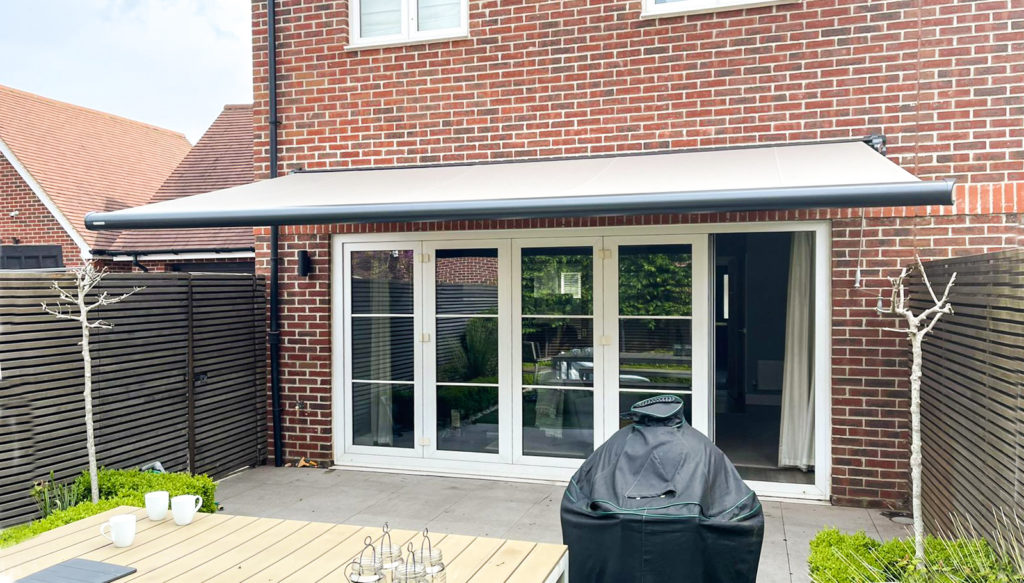 Markilux 990 Retractable Awning