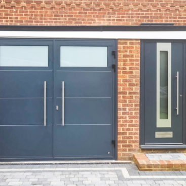 Ryterna side hinged doors and RD80 front doors in anthracite