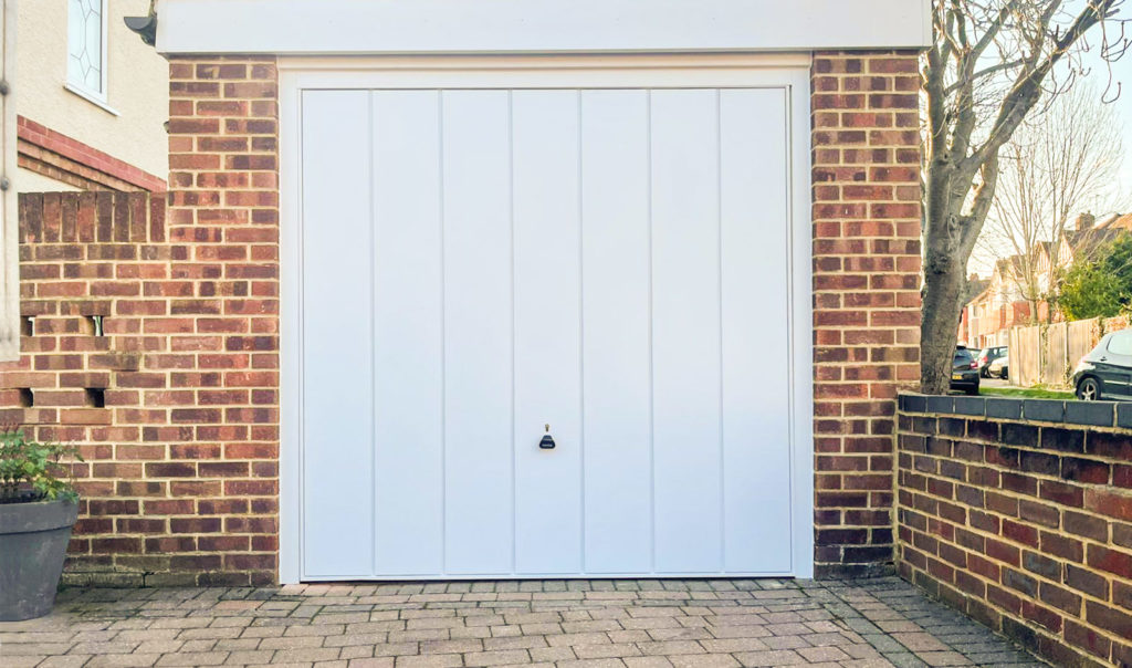 Garador Windsor Retractable Garage Door in White