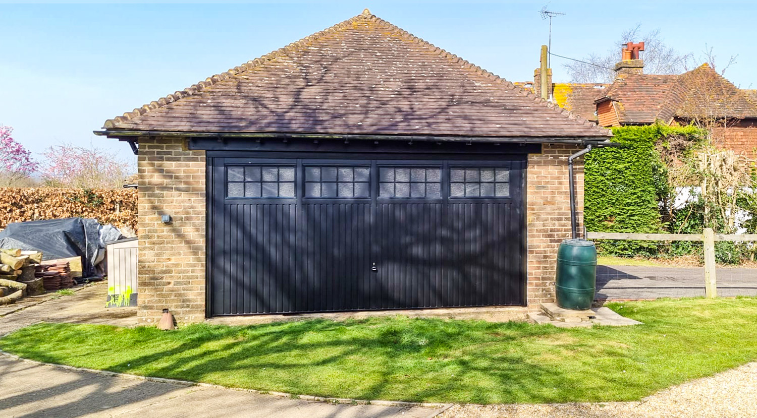 Garador Salisbury Steel Double Retractable Up-and-Over Garage Door