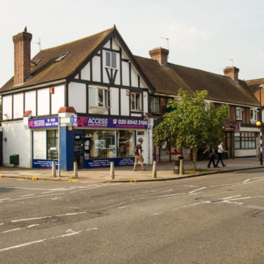 Access Garage Doors - New Malden showroom