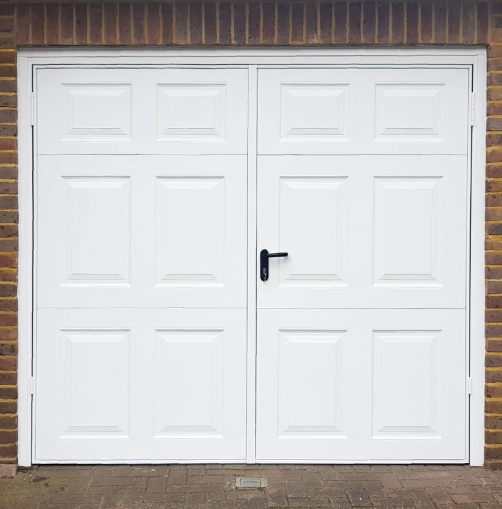 Garador Beaumont, 50:50 Side Hinged Garage Door in White