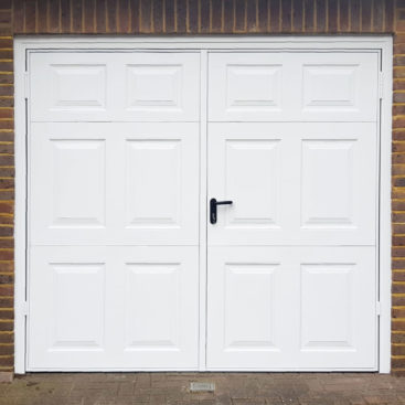 Garador Beaumont, 50:50 Side Hinged Garage Door in White