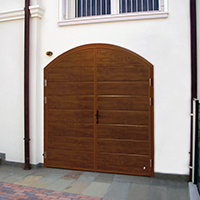 Ryterna side hinged garage doors