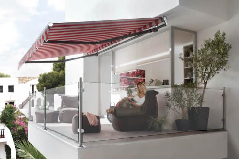 Markilux 1700 awning