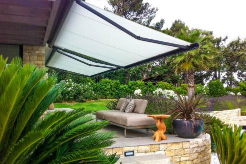 Markilux 990 awning