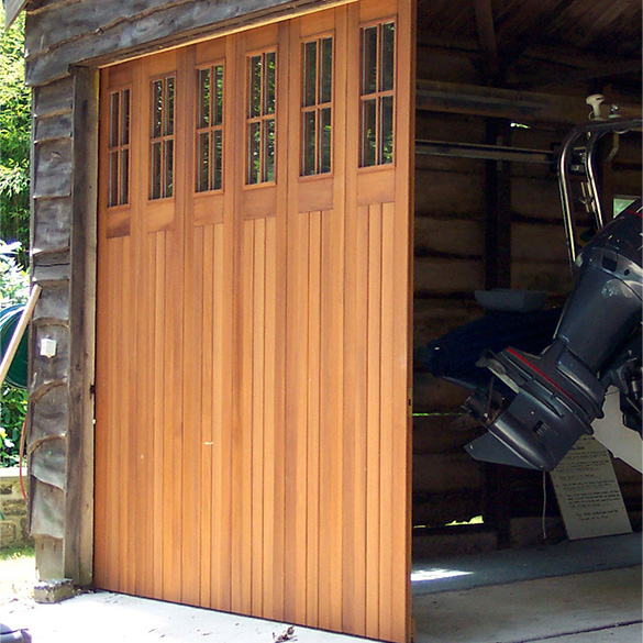 Rundum Meir sliding garage doors