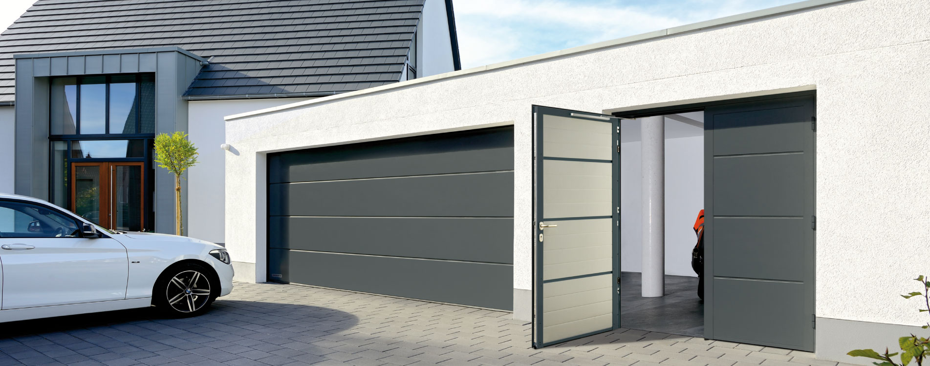 Sectional & side hinged garage doors